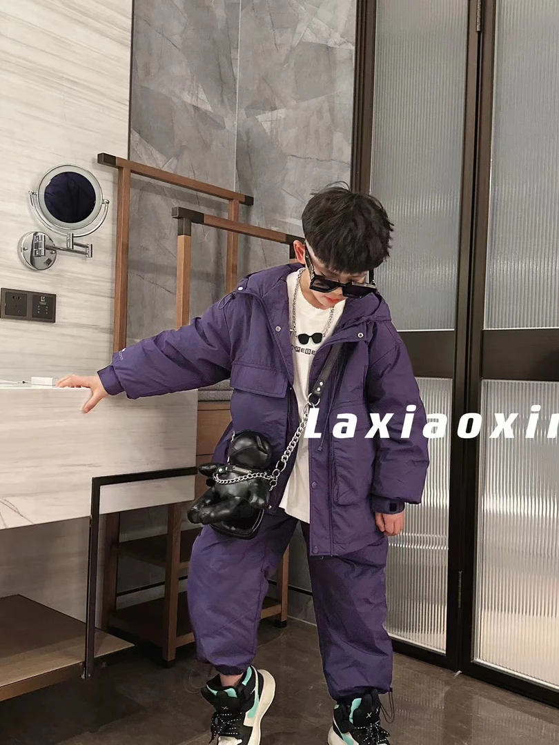 【蜡小新】【高品羽绒系列神秘紫】冬天保暖神器羽绒套装，模特穿130，