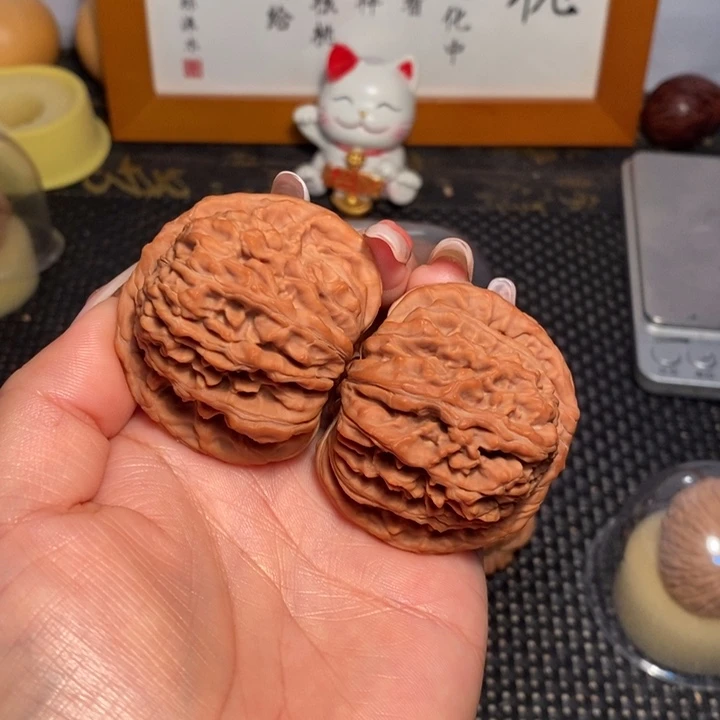 文玩核桃把件啊**喂47山地楼