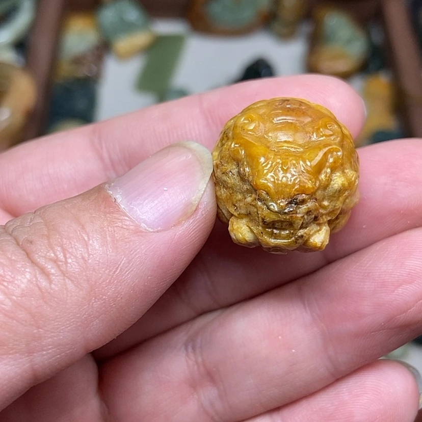 【闪购商品】岫岩河磨玉(透闪石质玉)颈饰未镶嵌