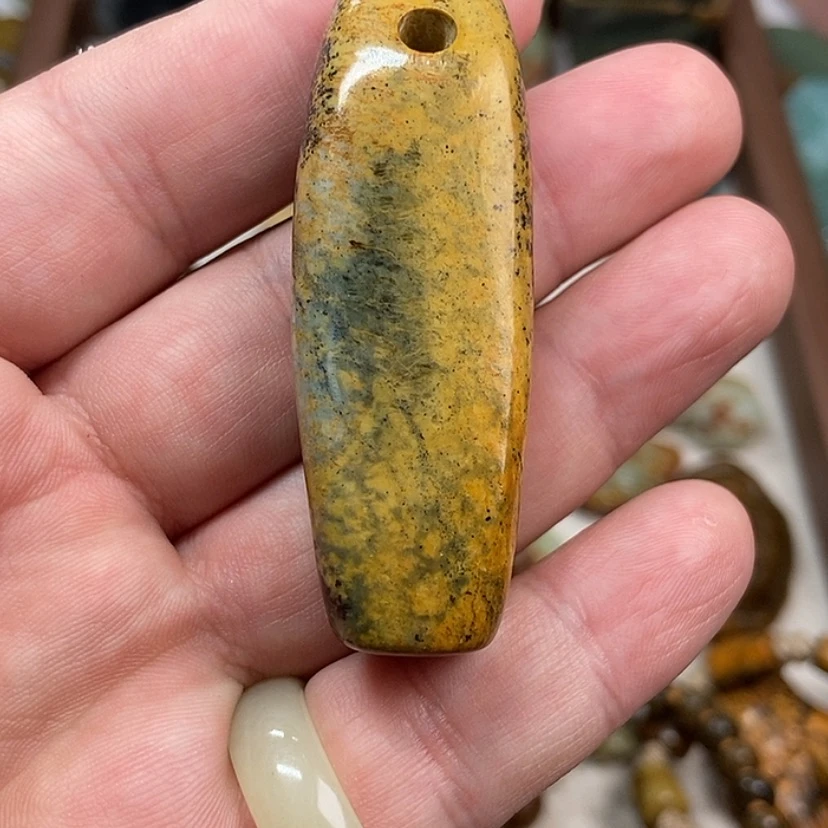 【闪购商品】岫岩河磨玉（透闪石质玉）颈饰未镶嵌