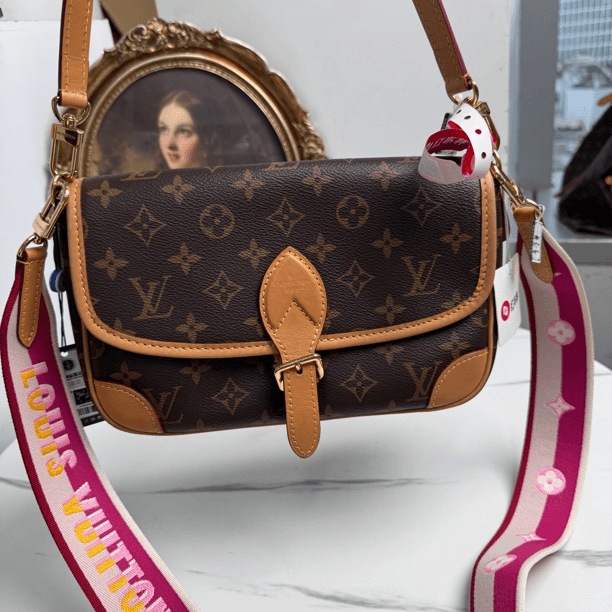 99新 LouisVuitton/路易威登 lv单肩斜挎包6955