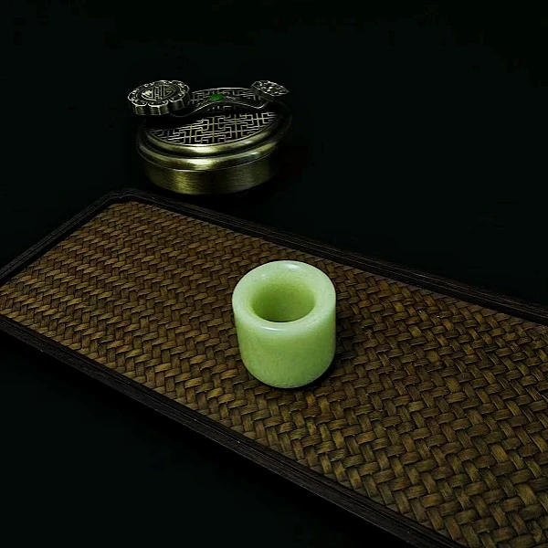 琉璃扳指