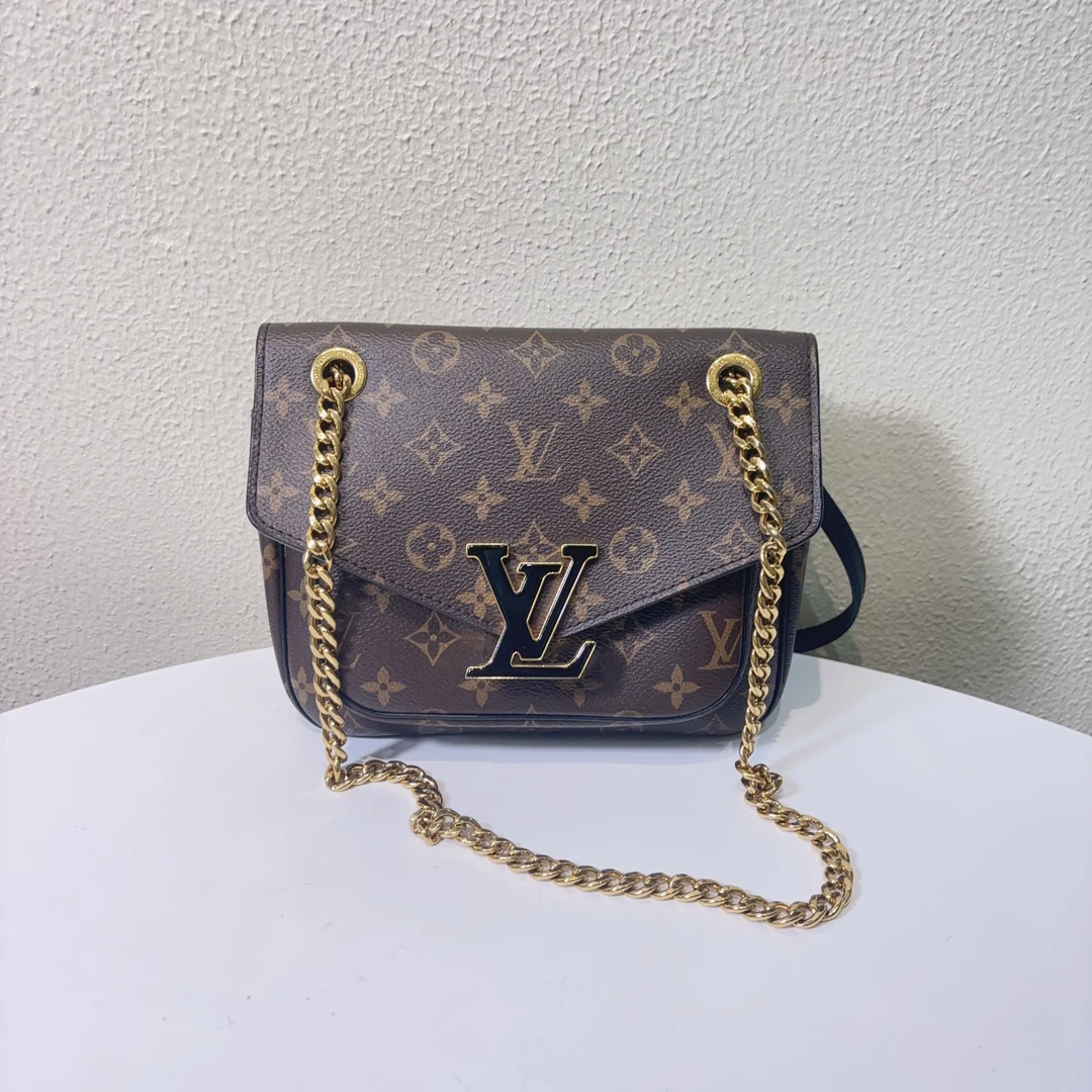95新 LouisVuitton/路易威登 老花passy 邮差包 20年