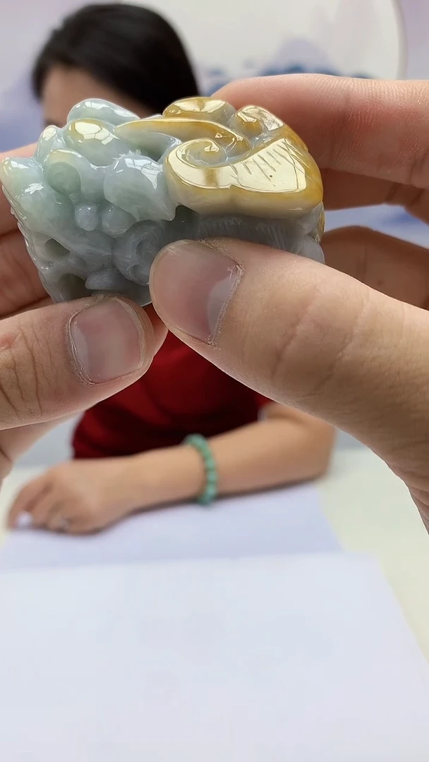 【闪购商品】定制翡翠未镶嵌4902bb-毛货挂件39