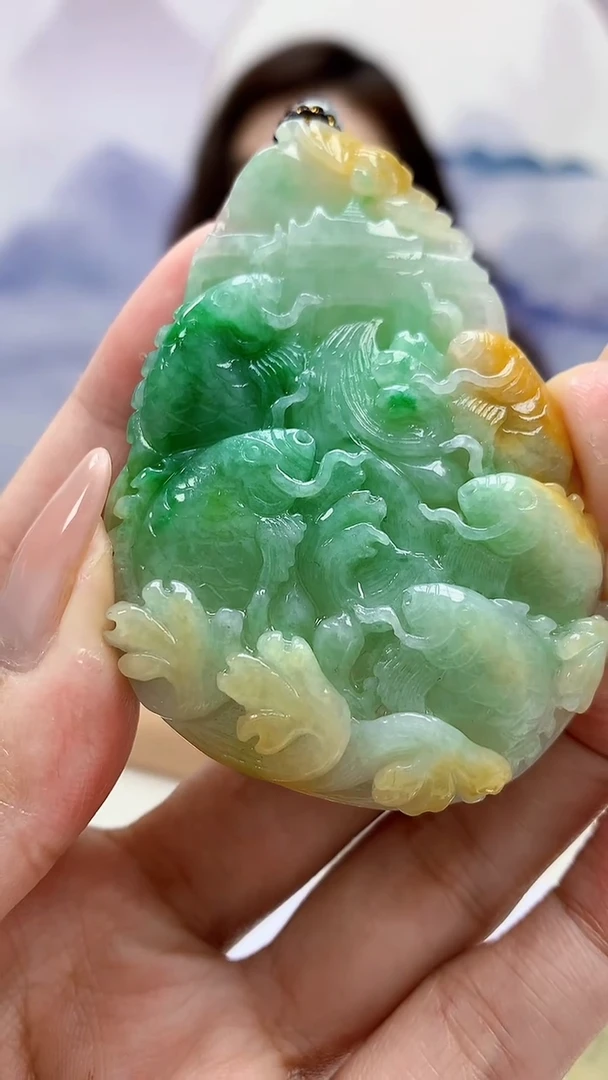 【闪购商品】定制翡翠未镶嵌4829MM-毛货挂件62