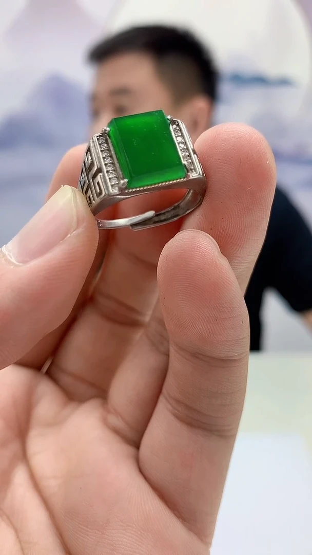 【闪购商品】定制翡翠未镶嵌4987bb-毛货挂件43