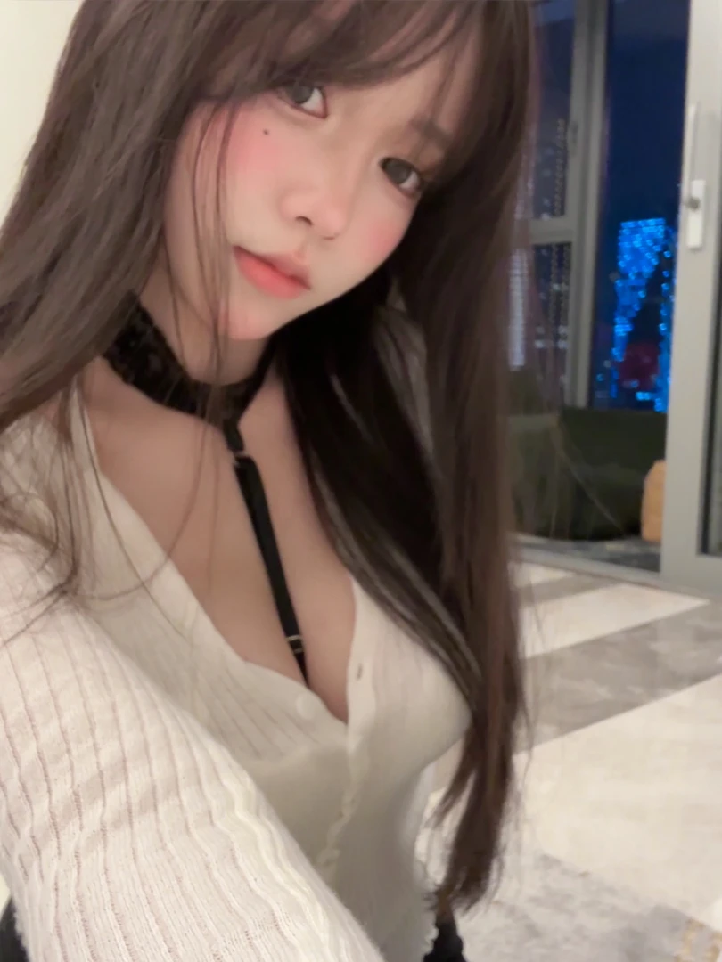 fussyy【纯白少女】新款纯欲白色打底开衫
