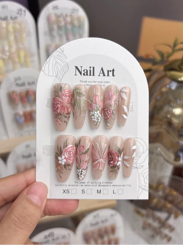秋冬水彩玫瑰纯手工秋冬氛围感穿戴甲蝴蝶美甲温柔浪漫系列美甲