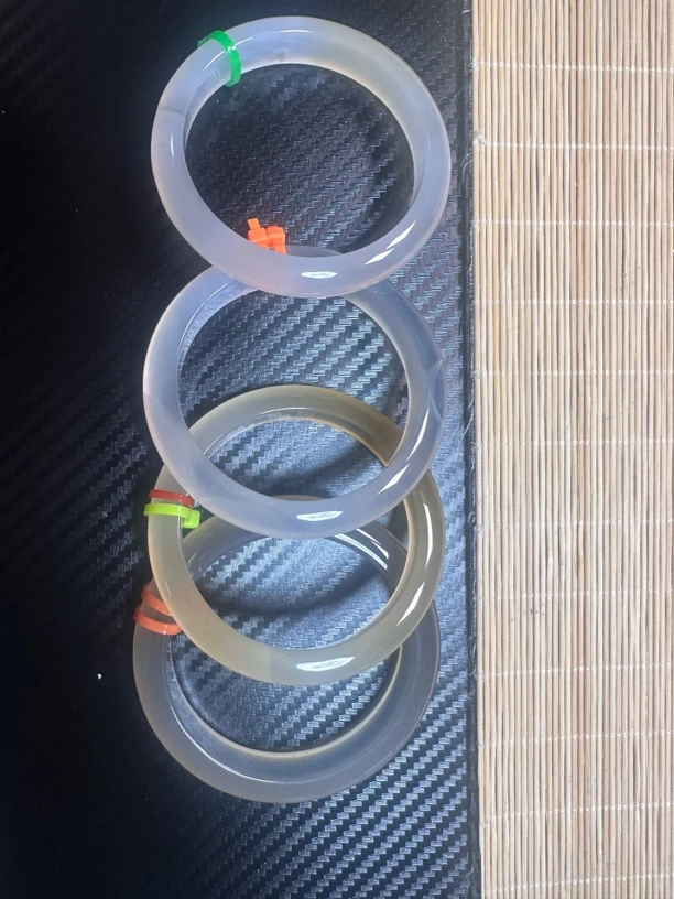 福利手镯（多样性发货）发其一