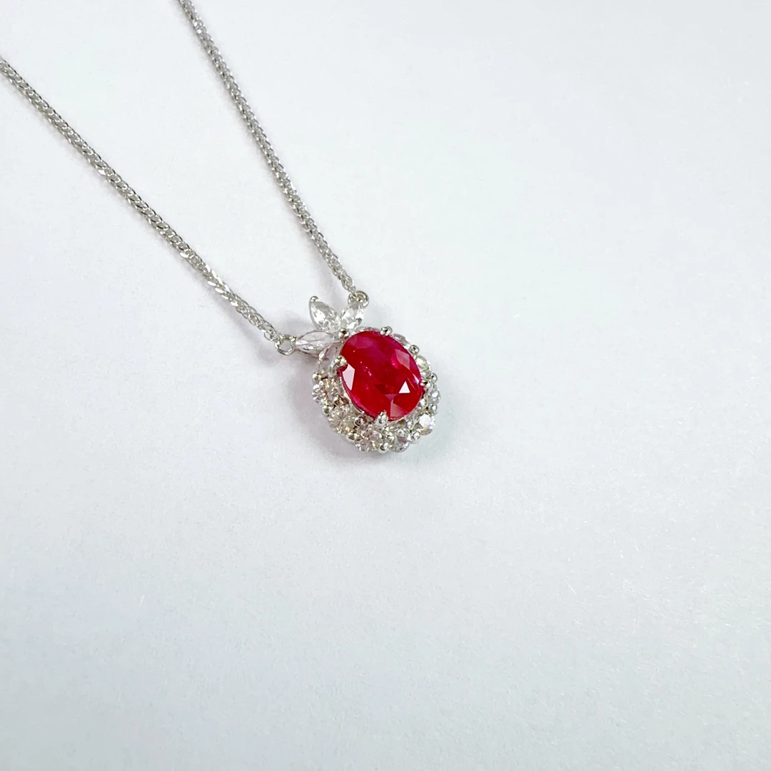 18K金镶嵌缅甸天然红宝石项链约1.15ct