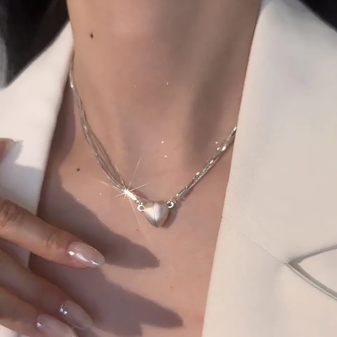 钛钢项链 磁铁爱心多链项链女吊坠小众设计高级轻奢ins锁骨链颈链
