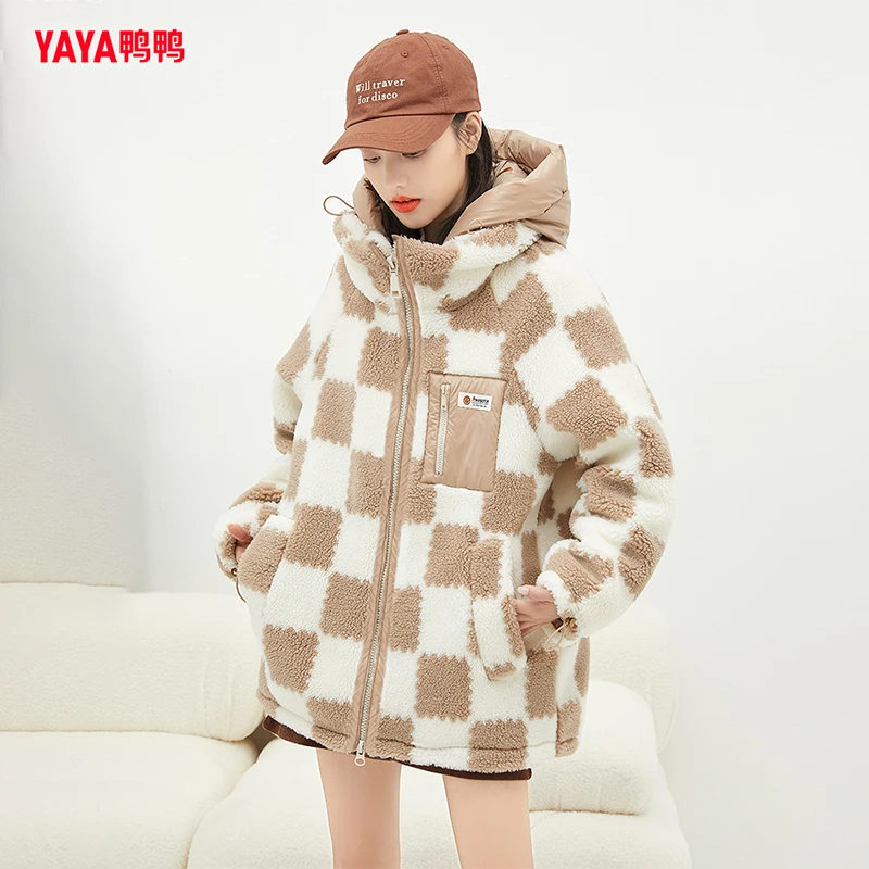 YAYA/鸭鸭羽绒服女时尚潮流羊羔毛鸭绒百搭连帽保暖YE2B605491D