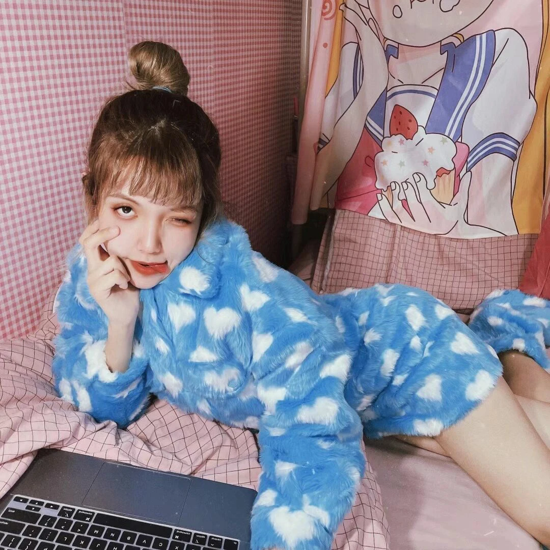 千禧辣妹复古爱心印花长袖外套