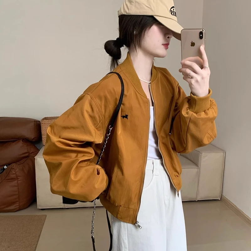 时尚宽松慵懒风春季棒球服2024新款百搭薄款上衣常规款外套长袖女