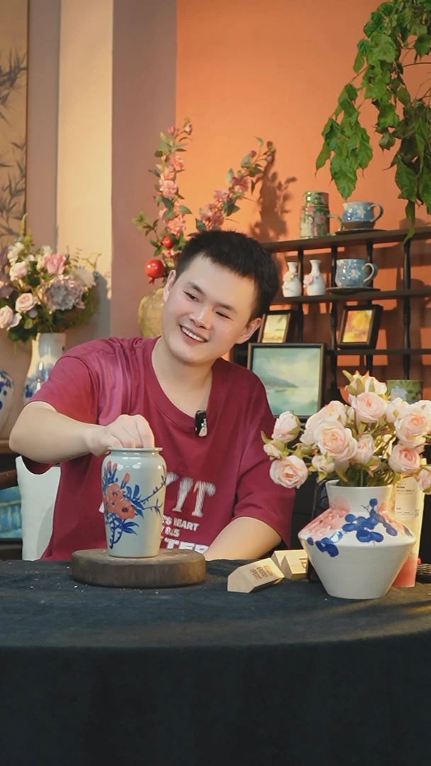 【闪购商品】景德镇手工手绘陶瓷花器