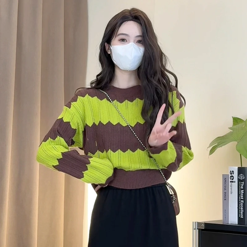 春季毛衣长袖针织宽松圆领套头设计感显瘦时尚百搭小众条纹上衣