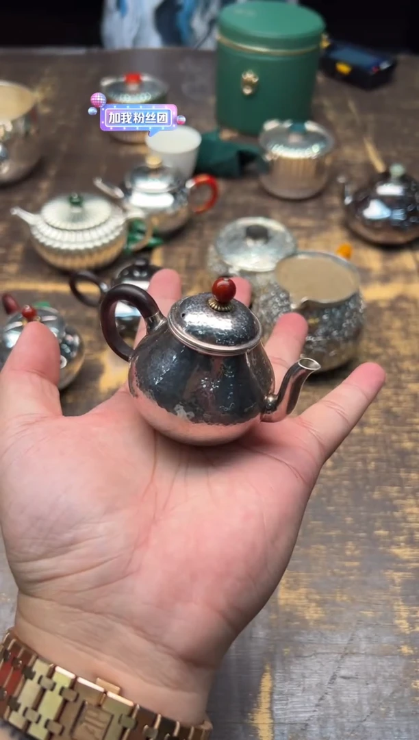 【闪购商品】/呆坐锤纹红玛瑙一人饮小梨壶