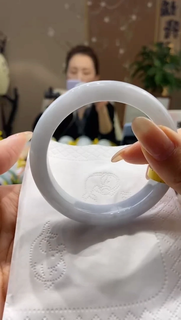 【闪购商品】翡翠手镯未镶嵌58 59圈口 1号