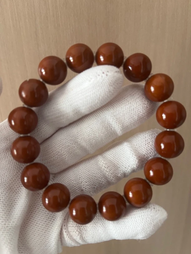 橄榄核正圆光珠1.3~1.39精品尺寸老树铁核，一步到位，密度高核壁厚