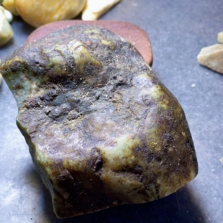 透闪石质玉挂件未镶嵌用****7