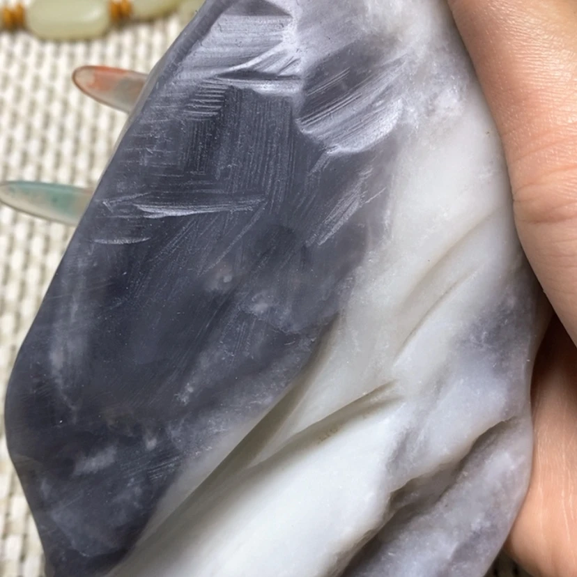 【闪购商品】透闪石质玉挂件未镶嵌