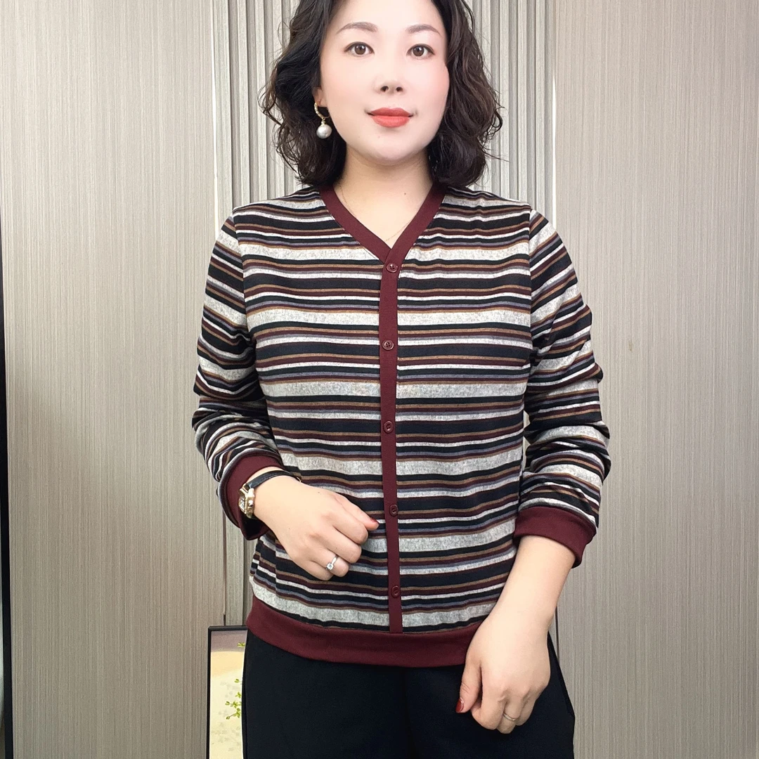 妈妈秋季新款打底T恤2024休闲宽松减龄洋气条纹遮肚子长袖小衫