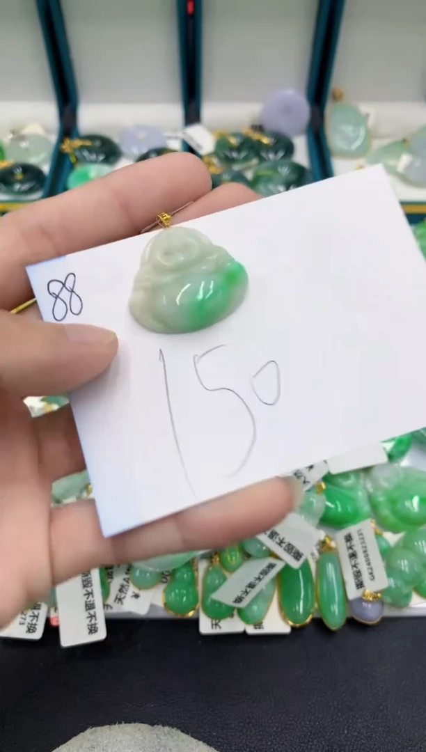 【闪购商品】翡翠颈饰18K金镶嵌翡翠