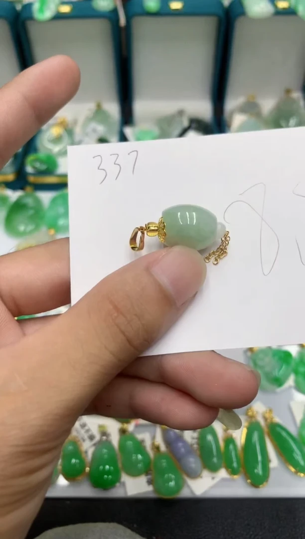 【闪购商品】翡翠颈饰未镶嵌号链接