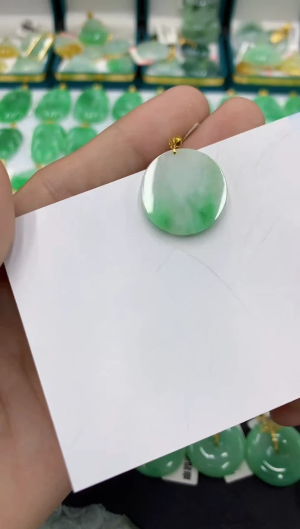 【闪购商品】翡翠颈饰18K金镶嵌99号链接