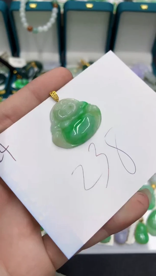 【闪购商品】翡翠颈饰18K金镶嵌翡翠