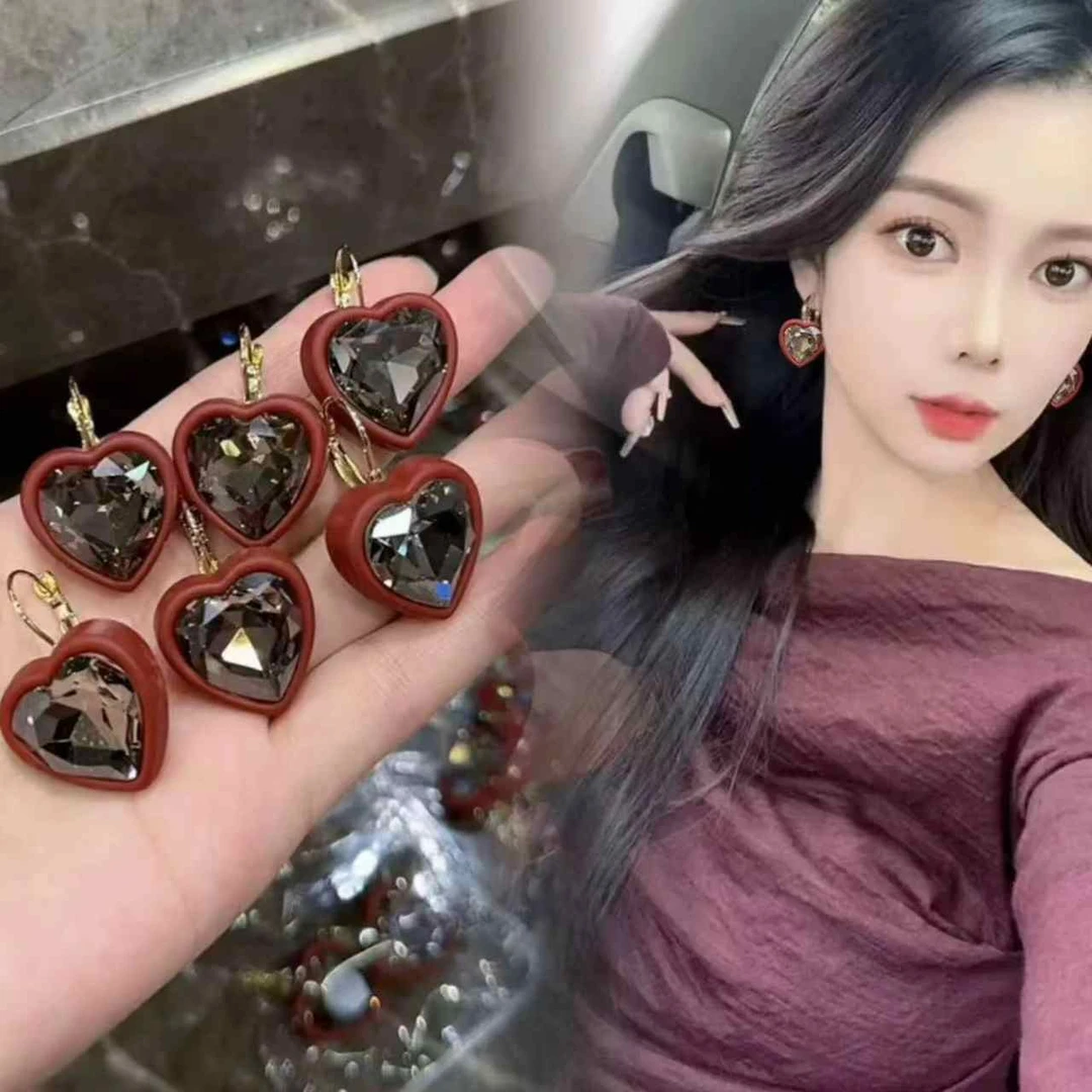 合金仿水晶耳饰 法式复古新款安哥拉红爱心耳扣时尚气质名媛耳饰