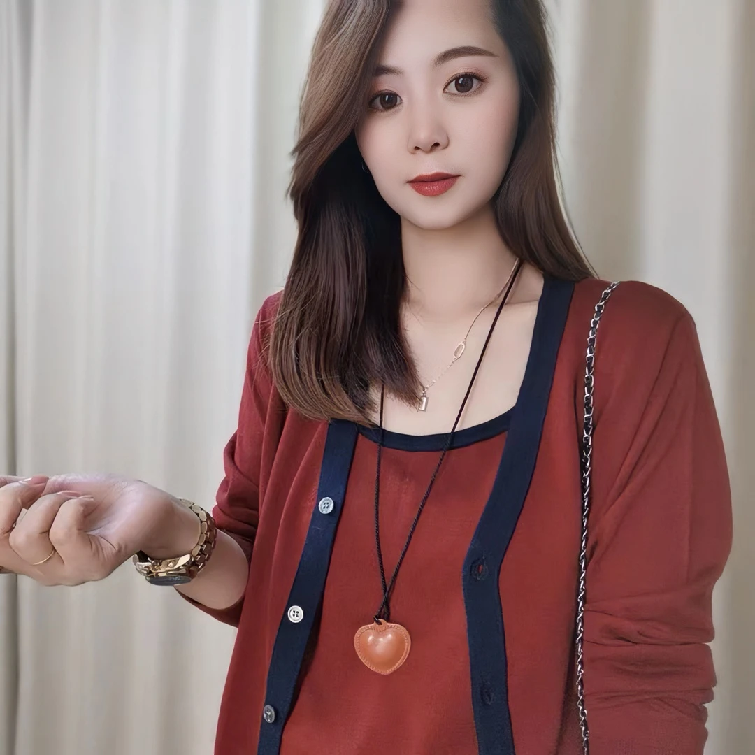 2024秋季新款时尚显瘦减龄女士针织开衫