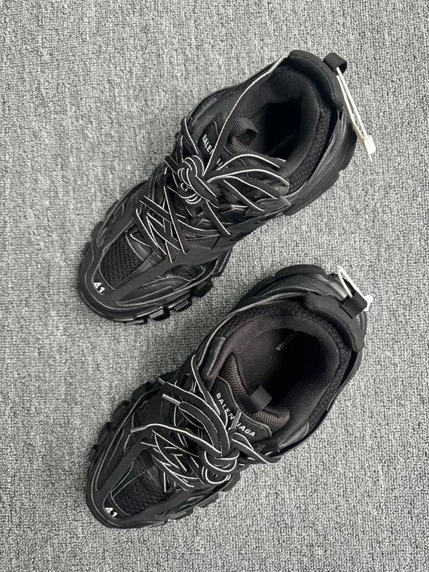 41 巴黎实力track 黑色老爹鞋