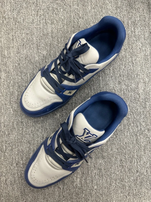 95新 LouisVuitton/路易威登 43 lv trainer 灰蓝水波纹 板鞋