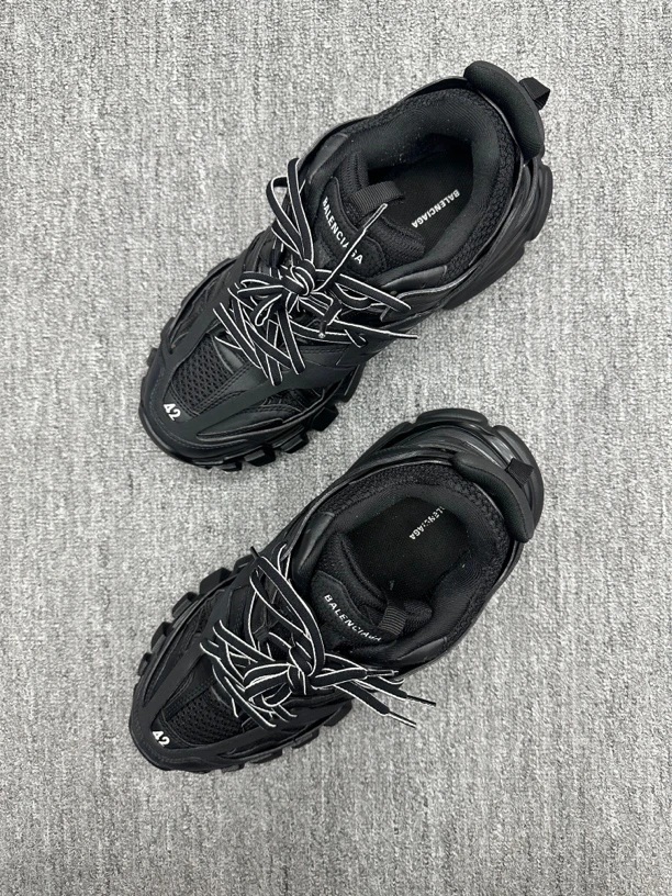 42 巴黎世家track 老爹鞋 黑色 95新