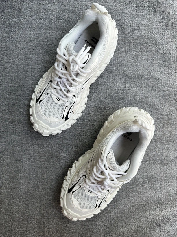 43 巴黎世家 轮胎鞋 白色 98新