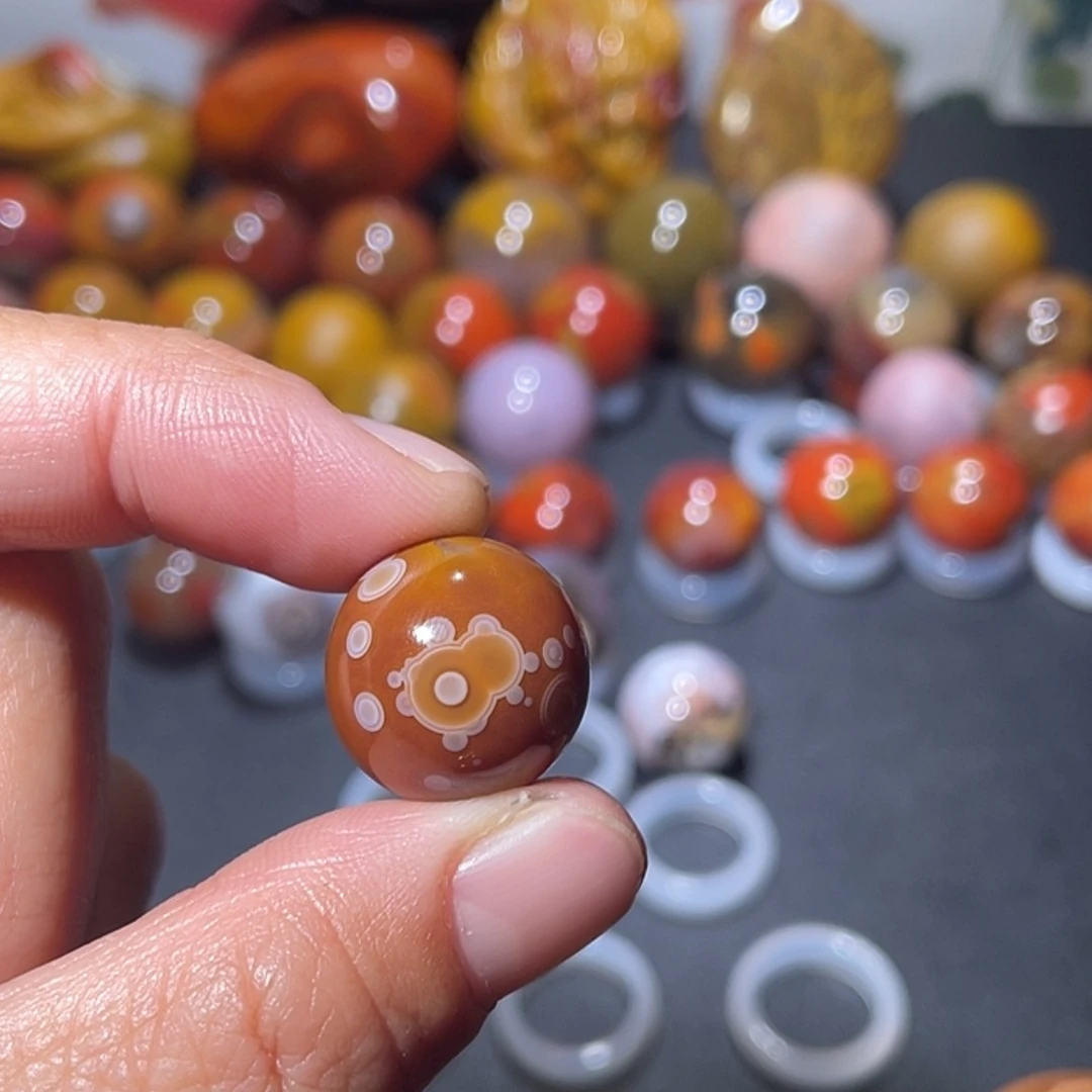 【闪购商品】玛瑙/玉髓颈饰未镶嵌流**情