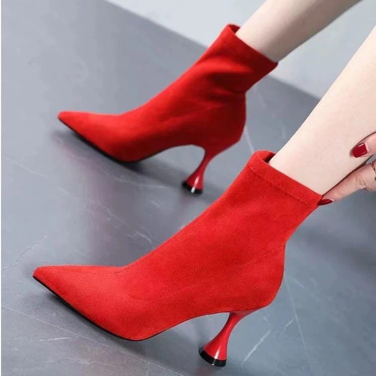 苏2023新马丁靴女时尚弹力靴百搭尖头高跟中筒靴子女细跟短靴秋冬