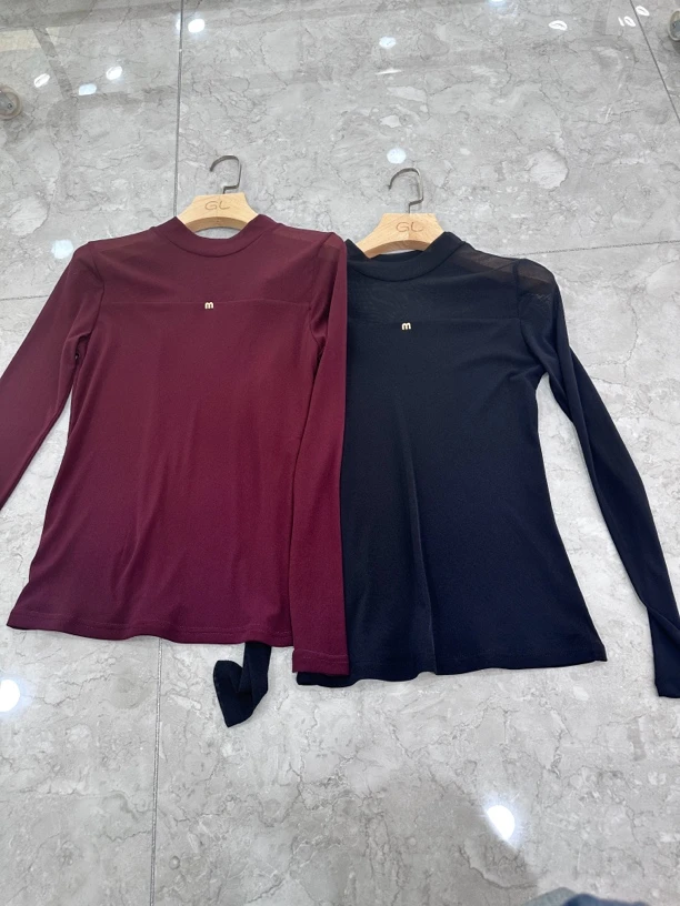 时尚百搭长袖高领沙T