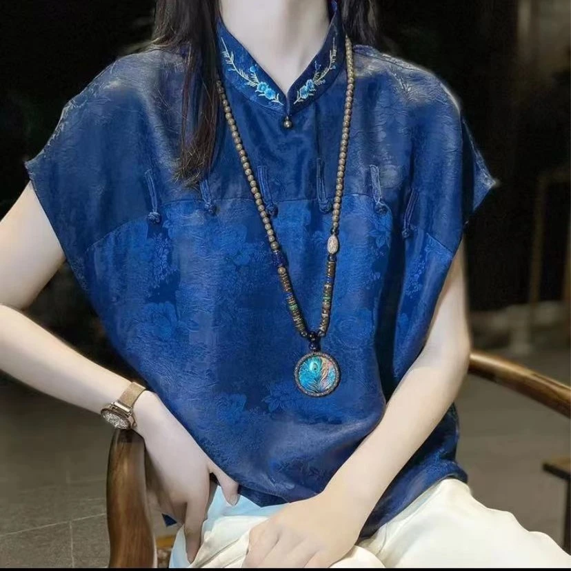 新款中国风复古文艺刺绣蝙蝠袖小衫女改良旗袍领百搭气质花萝上衣