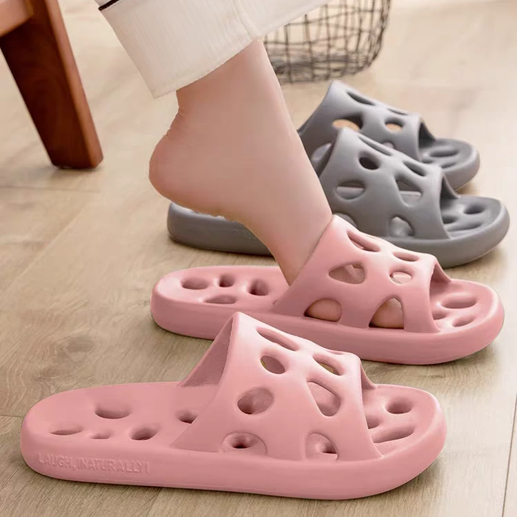 丝蒙妮速干浴室洗澡防滑踩屎感拖鞋夏季新款室内家居情侣凉拖鞋
