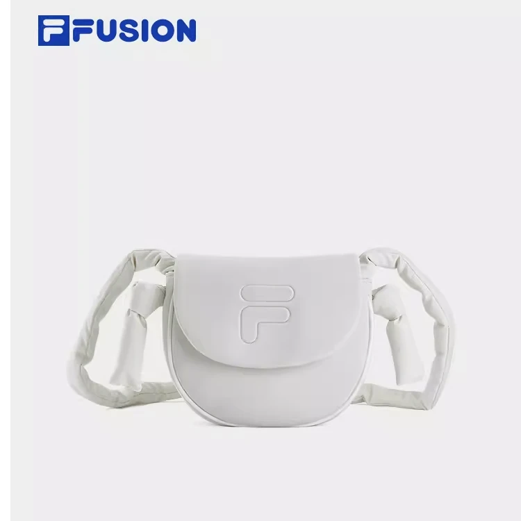 FILA FUSION斐乐单肩斜挎包2023夏季新款时尚字母小包T13W343121