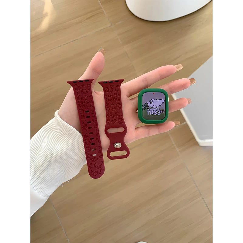 象烁适用于iwatchs9/7/8表带硅胶可爱花纹一体苹果手表表带女新款