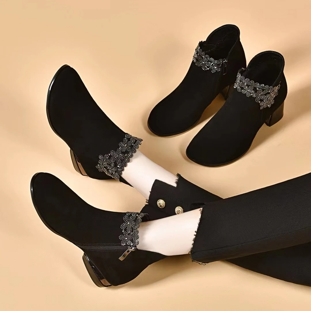 粗跟秋冬中跟低跟加绒短靴时尚真皮圆头百搭靴子高跟冬季时装女靴