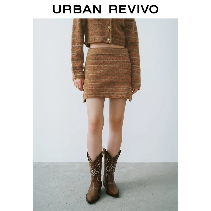 UR女复古美拉德撞色条纹短款针织半裙UYL940018