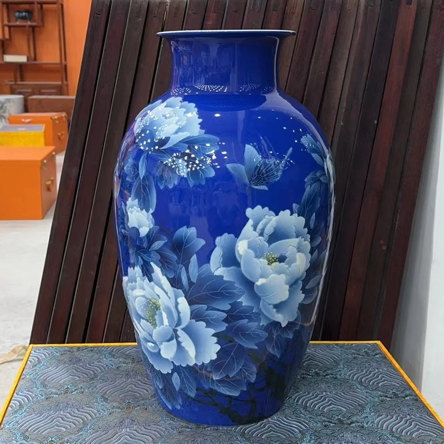 景德镇陶瓷客厅电视柜摆件摆件刘宗建国色天香梦幻蓝腰鼓瓶