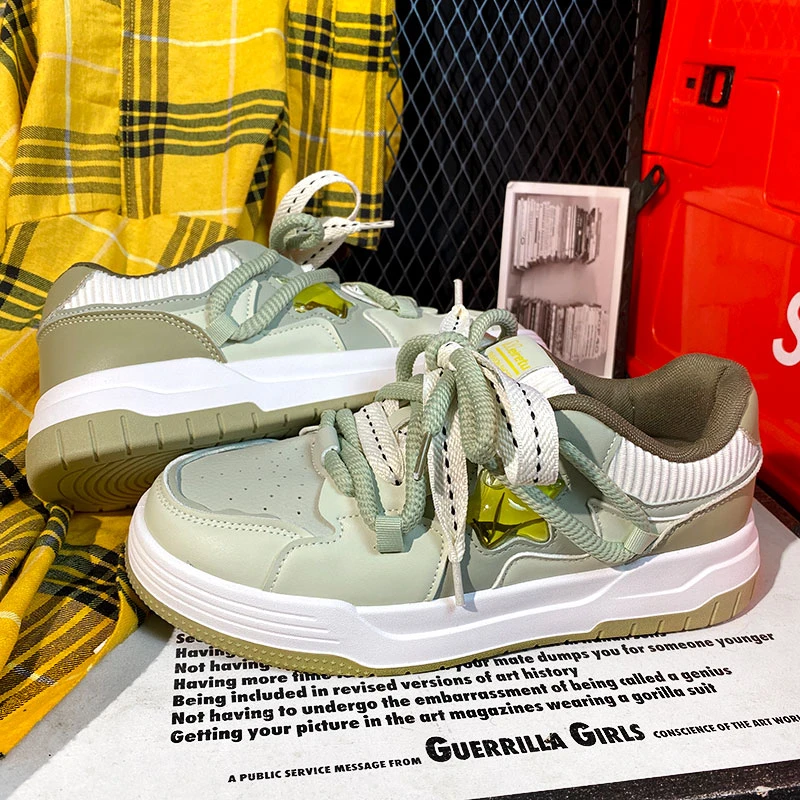 夏季透气高颜值男鞋子软底增高休闲星星板鞋潮流百搭情侣网红潮鞋