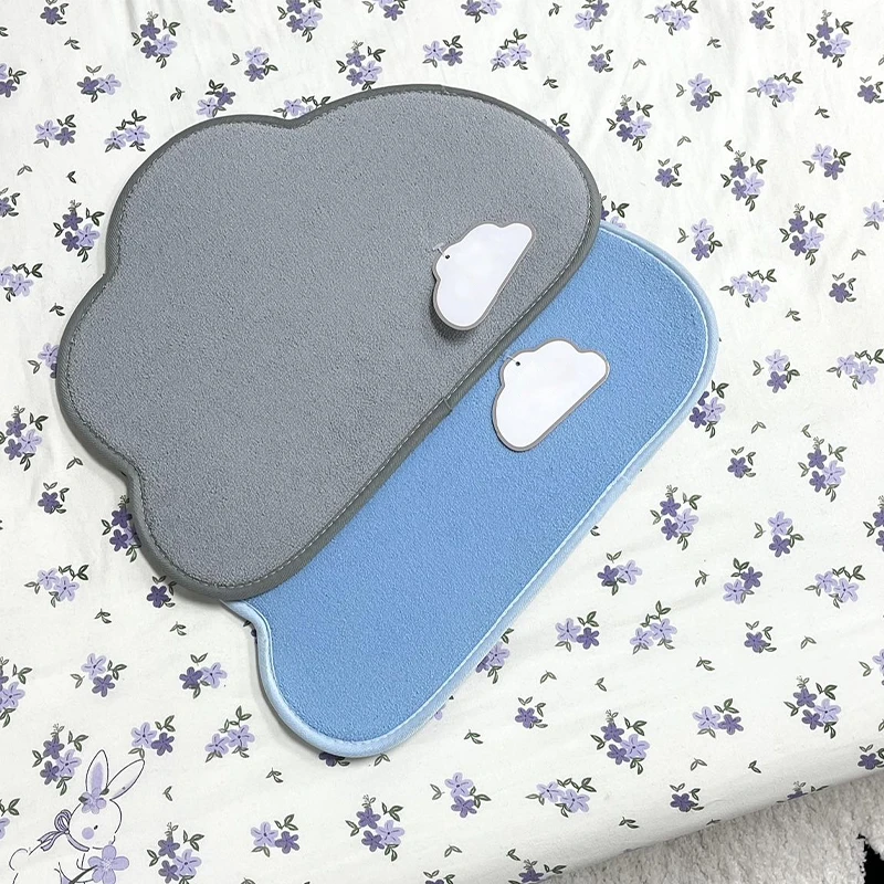 (云朵吸水垫)家用多功能隔热垫餐垫吸水垫精致云朵形状垫子W