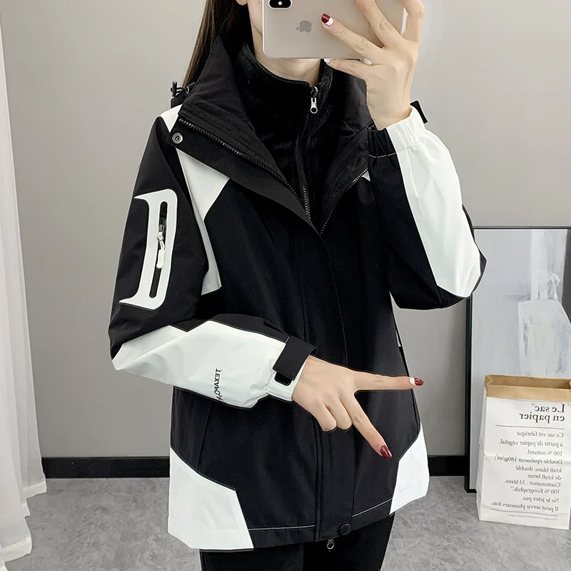 户外冲锋衣外套女款2025新款三合一可拆卸秋冬防风防水登山风衣男