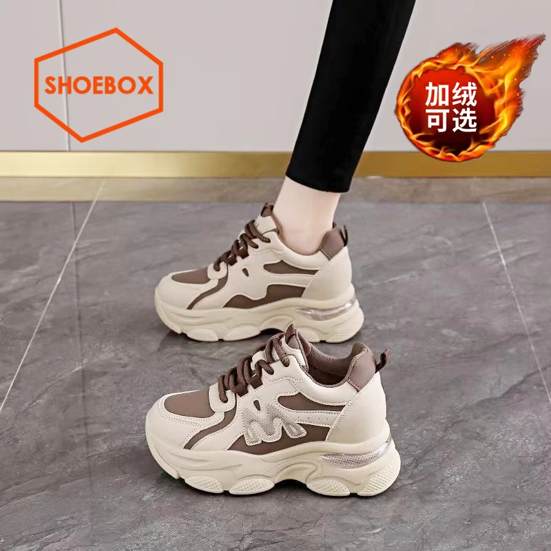 达芙妮旗下鞋柜女鞋新款冬季内增高加绒老爹鞋小个子休闲运动鞋女